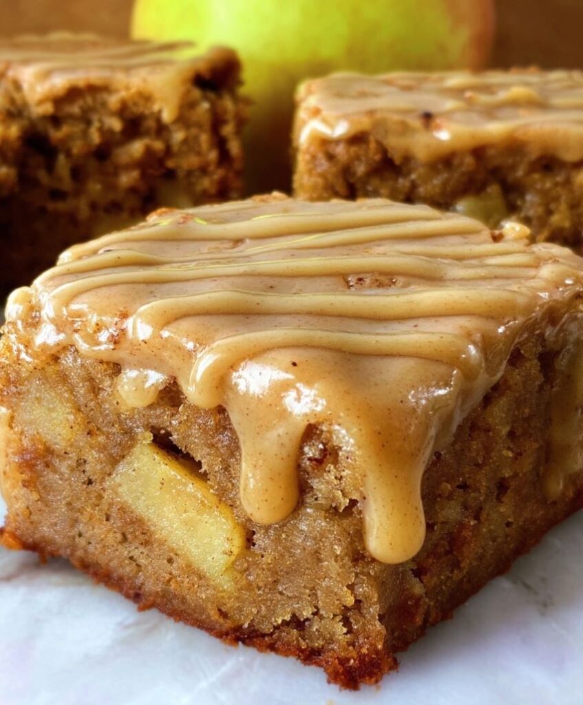 Read more about the article Apple Brownies Glaze